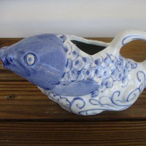 VINTAGE-BLUE & WHITE-CHINESE-HAND PAINTED-PORCELAIN SALMON FISH TEA POT
